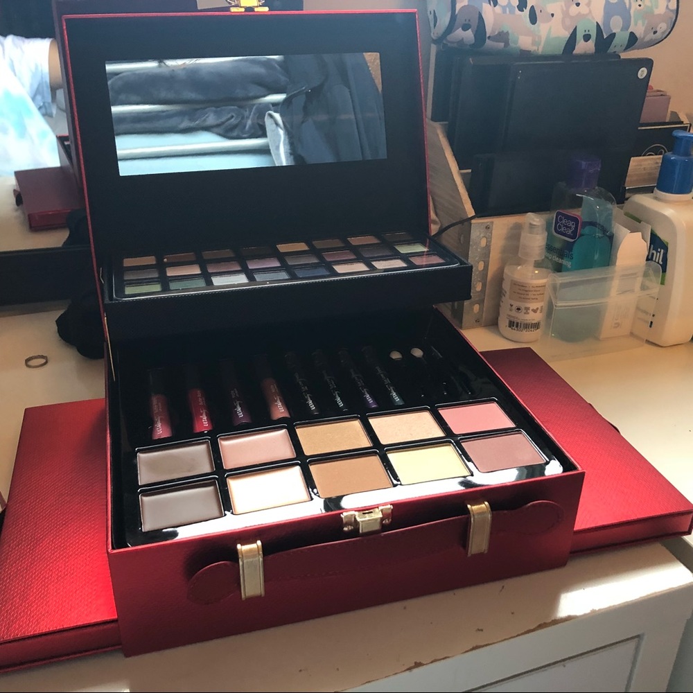 Makeup Kit for Beginners.